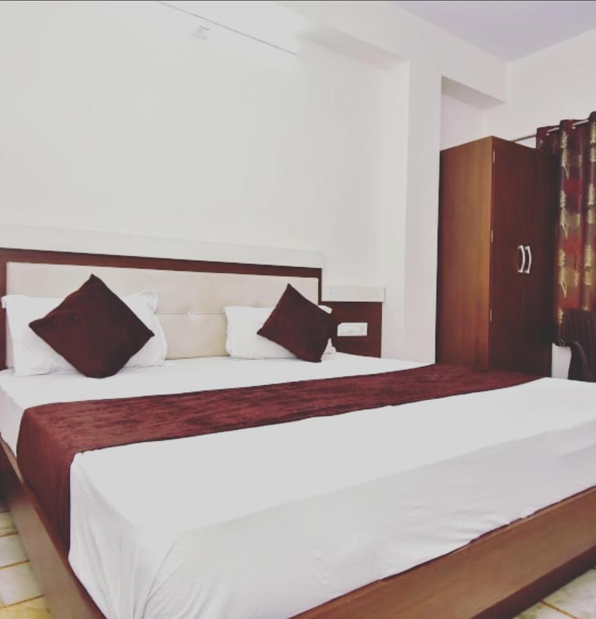 Hotel Vaidehi Udaipur Buitenkant foto