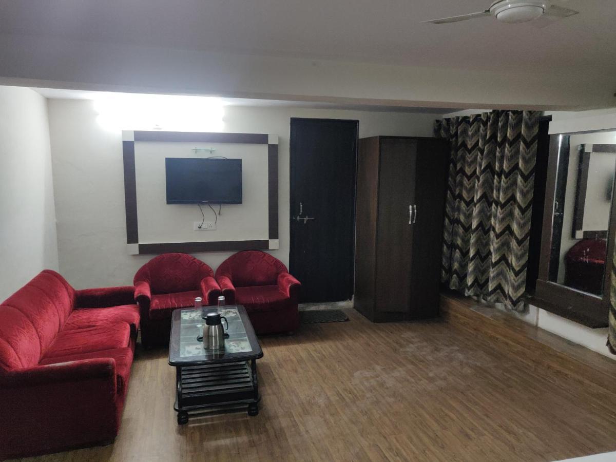 Hotel Vaidehi Udaipur Buitenkant foto